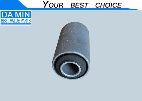 컨트롤 암 부싱 8973641770 Dmax 서스펜션 섀시 부품 길이 85mm 내경 18mm 외경 45mm 이스즈 픽업 부품